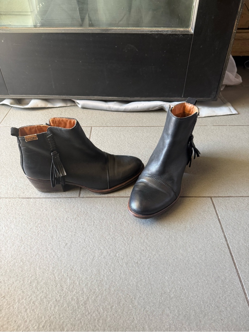 Pikolinos Baqueira Black Leather Tassel Ankle Boots Size 41 / US 10.5 - 11